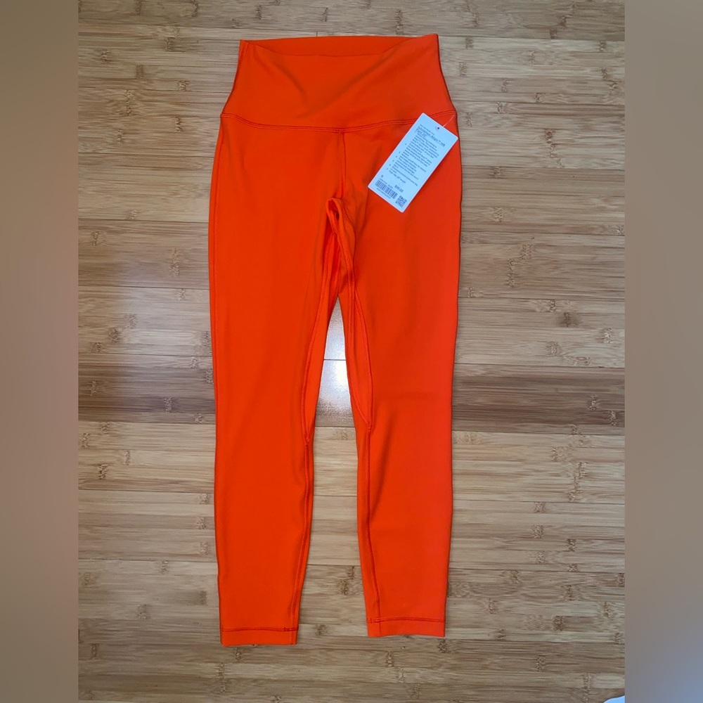 NEVER WORN Lululemon Align High Rise leggings